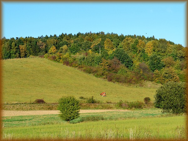 Říjen 2011